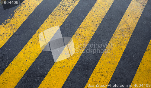 Image of Yellow and black stripes