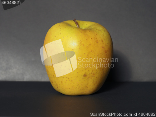 Image of yellow apple fruit food