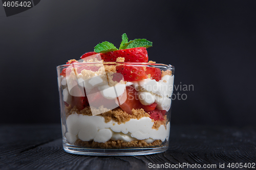 Image of Strawberry with cookie and cream dessert
