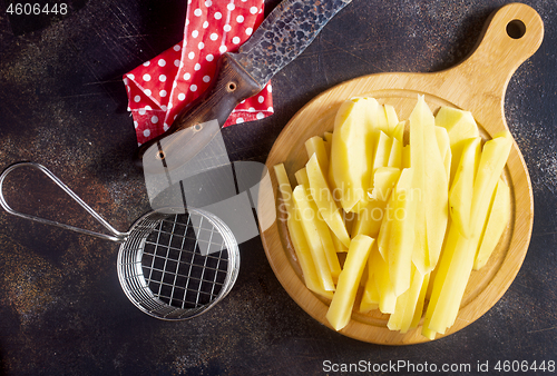 Image of raw  potato