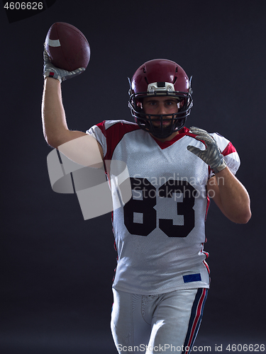 Image of american football player throwing ball