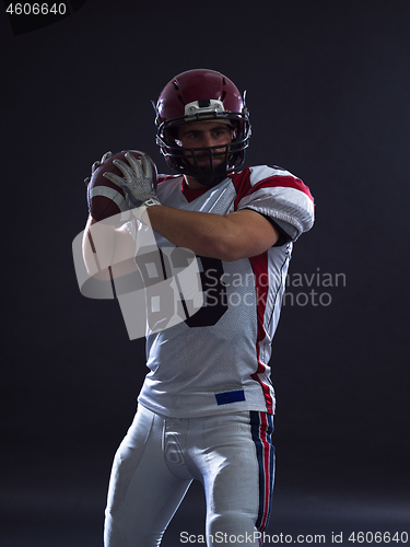 Image of american football player throwing ball