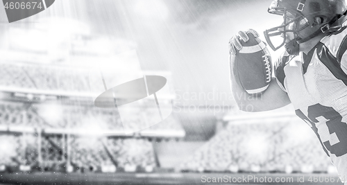 Image of american football player throwing ball