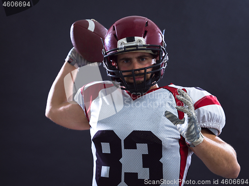 Image of american football player throwing ball