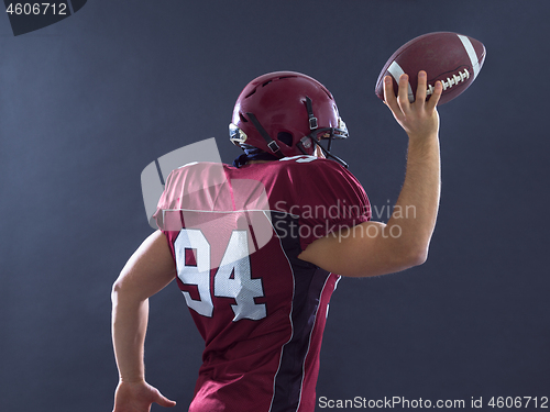 Image of american football player throwing ball