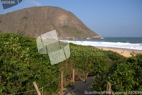 Image of Itacoatiara beach entrance path 