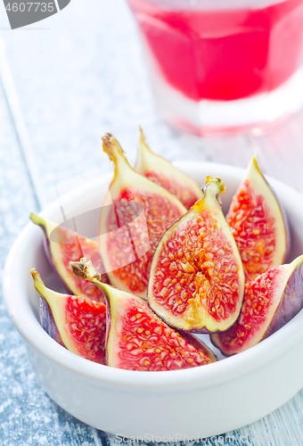 Image of figs and juice