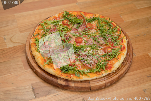 Image of Big Arugula Pizza