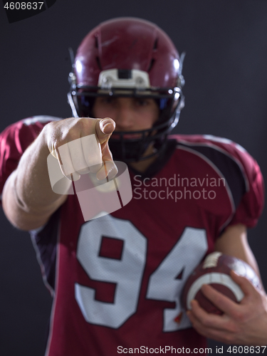 Image of American football player pointing