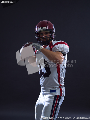 Image of american football player throwing ball