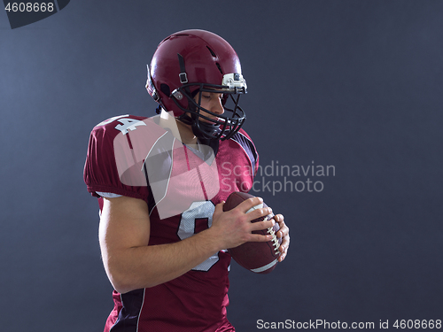 Image of american football player throwing ball