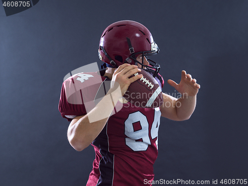 Image of american football player throwing ball