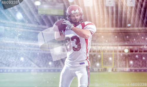 Image of american football player throwing ball