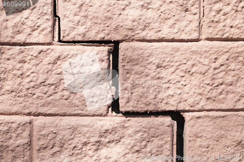 Image of cracked brick wall