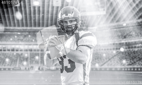 Image of american football player throwing ball