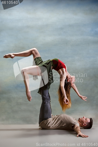 Image of Two people dancing