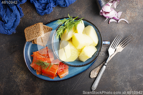 Image of potato with fish