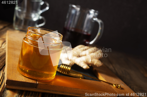 Image of honey with ginger