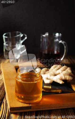 Image of honey with ginger