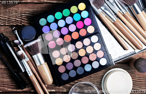 Image of Various makeup products 