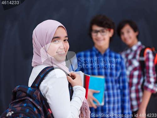 Image of Arab teenagers group