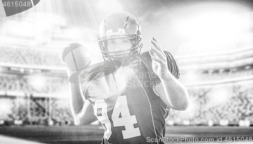 Image of american football player throwing ball