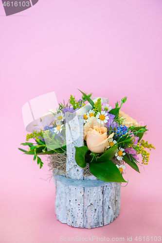 Image of bouquet of different flowers