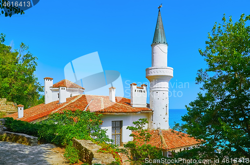 Image of Mansion-house with Minaret