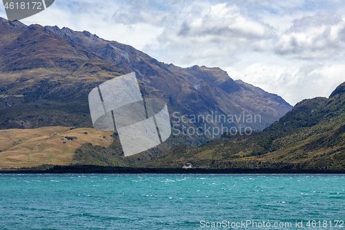 Image of lake Wanaka; New Zealand south island