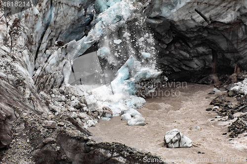 Image of Franz Josef Glacier at the moment of breaking off, New Zealand