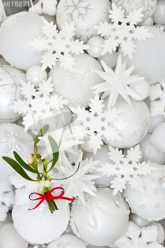 Image of Christmas Tree Decorations and Mistletoe