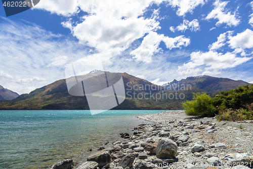 Image of lake Wanaka; New Zealand south island