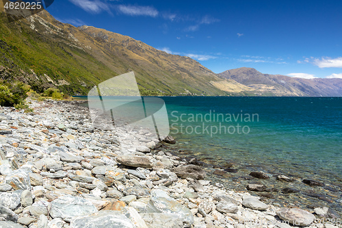 Image of lake Wanaka; New Zealand south island