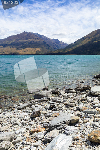 Image of lake Wanaka; New Zealand south island