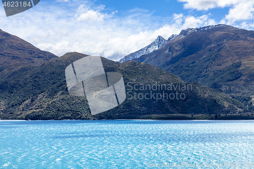 Image of lake Wanaka; New Zealand south island