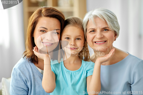 Image of portrait of mother, daughter and grandmother