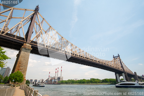 Image of Queensboro Bridge and the Ravenswood power plant