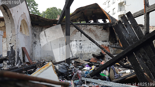 Image of Collapsed House