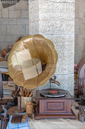 Image of Gramophone