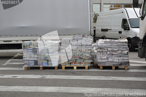 Image of Newspapers Pallets