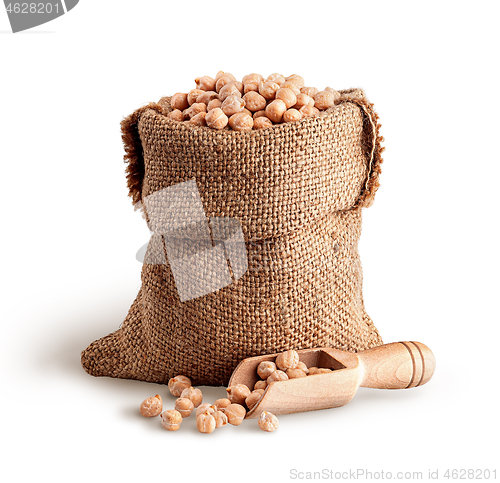 Image of Sack with dry chickpeas and scoop