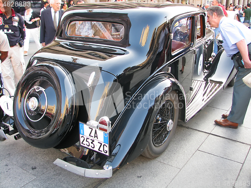 Image of Shiny vintage Bentley