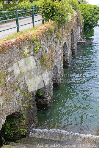 Image of Como Lake Arches