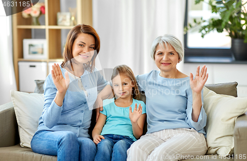 Image of portrait of mother, daughter and grandmother