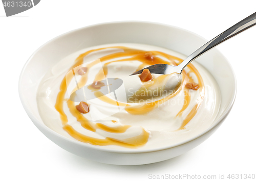 Image of bowl of caramel yogurt