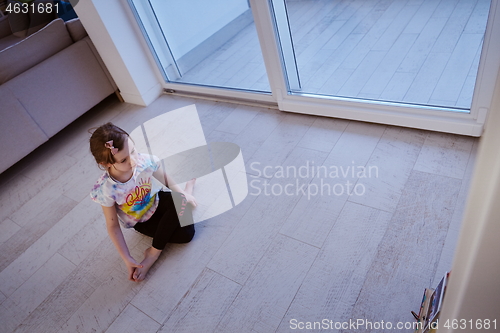 Image of girl online education ballet class at home