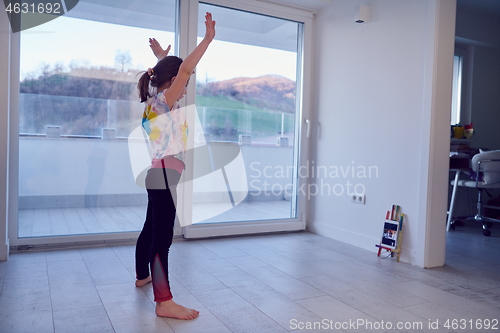 Image of girl online education ballet class at home