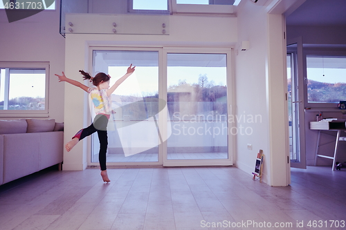 Image of girl online education ballet class at home