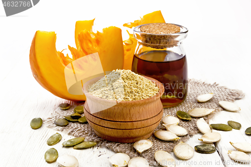 Image of Flour pumpkin in bowl on board