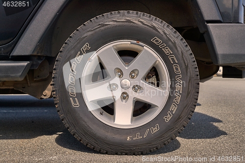 Image of Rear wheel of a 4x4 vehicle